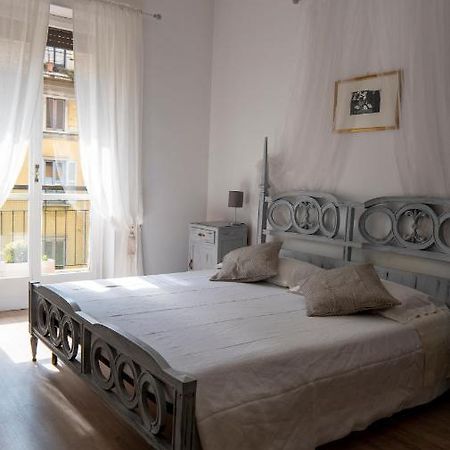 Beautiful Floral Apartment On Navigli Milán Exteriér fotografie