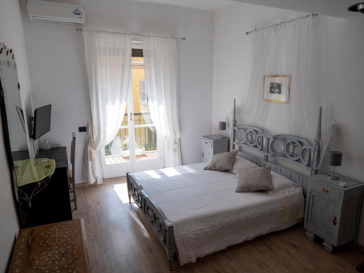 Beautiful Floral Apartment On Navigli Milán Exteriér fotografie